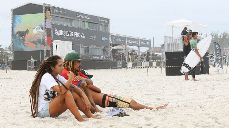 Quiksilver Pro, praia de Itaúna, Saquarema (RJ). Foto: Luciano Santos Paula.