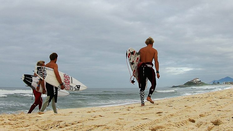 Quiksilver Pro, praia de Itaúna, Saquarema (RJ). Foto: Luciano Santos Paula.