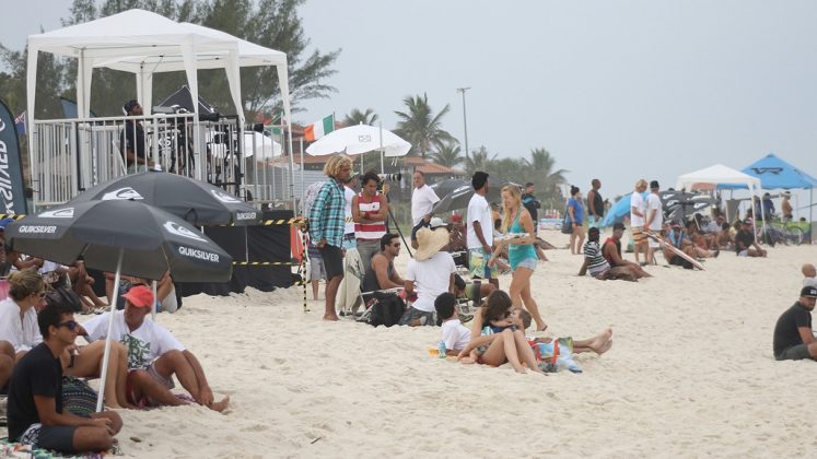 Quiksilver Pro, praia de Itaúna, Saquarema (RJ). Foto: Luciano Santos Paula.