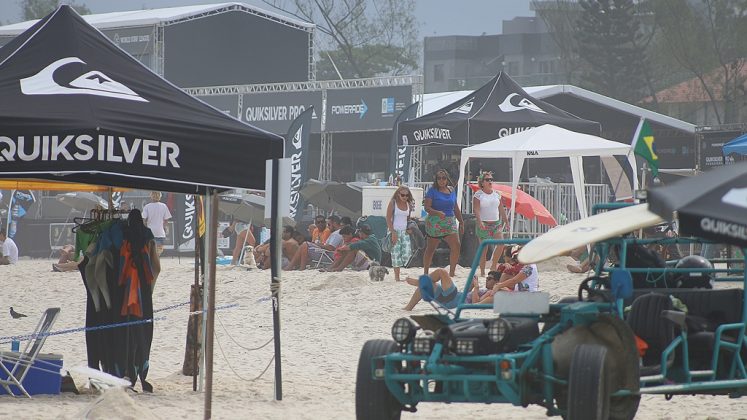 Quiksilver Pro, praia de Itaúna, Saquarema (RJ). Foto: Luciano Santos Paula.