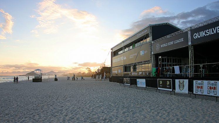 Quiksilver Pro, praia de Itaúna, Saquarema (RJ). Foto: Luciano Santos Paula.