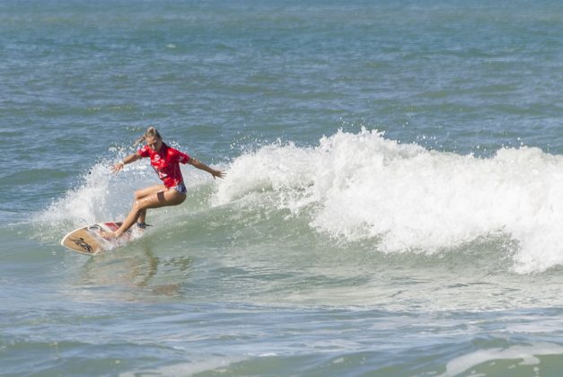 campea-feminino-louise-frumento-02 20º A Tribuna de Surf Colegial. Foto: Simone Fernandes.