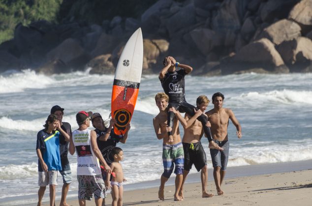 campeao-junior-guilherme-silva-09 20º A Tribuna de Surf Colegial. Foto: Simone Fernandes.