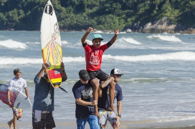 campeao-mirim-ighor-santana-08 20º A Tribuna de Surf Colegial. Foto: Simone Fernandes.