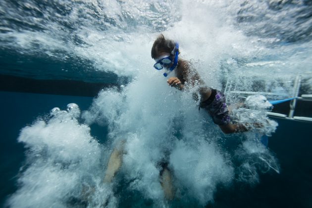 Neco Padaratz e Zion , Four Seasons Maldives Surfing Champions 2015, Sultan's. Foto: Sean Scott.