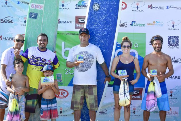 Podio Longboard , Riviera de São Lourenço, Bertioga (SP). Foto: Osmar Rezende Filho.