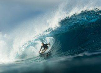 Desafio em Teahupoo