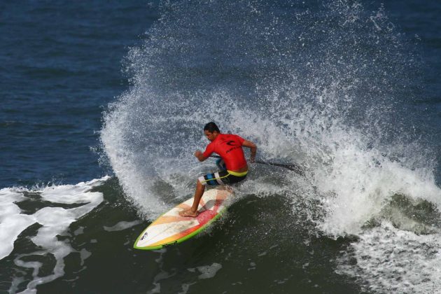 Erick Myakawa Rip Curl Guarujaense de Surf. Foto: Nancy Geringer.