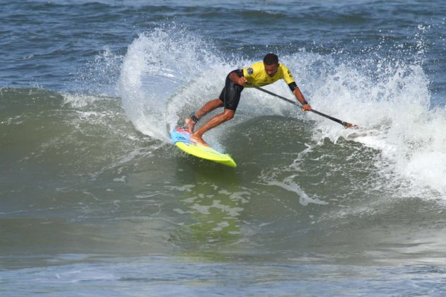 Luiz Diniz Rip Curl Guarujaense de Surf. Foto: Nancy Geringer.