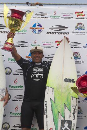 David do Carmo , Mormaii Catarinense Pro 2015, Prainha, São Francisco do Sul. Foto: James Thisted.