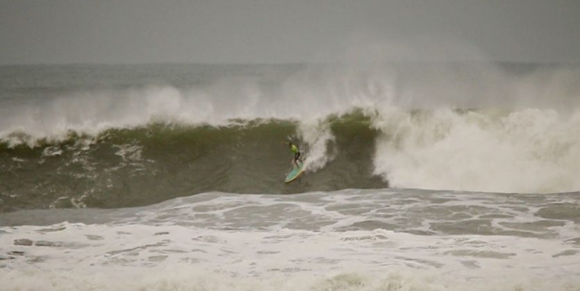 Fabio Gouveia , Desafio Mormaii de Ondas Grandes 2015, Cardoso, Farol Santa Marta (SC). Foto: Zecops.