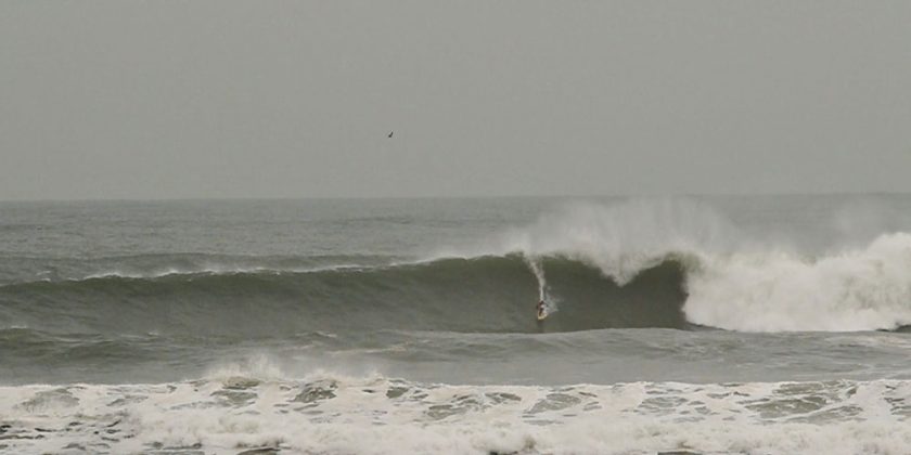 Marcos Monteiro , Desafio Mormaii de Ondas Grandes 2015, Cardoso, Farol Santa Marta (SC). Foto: Zecops.