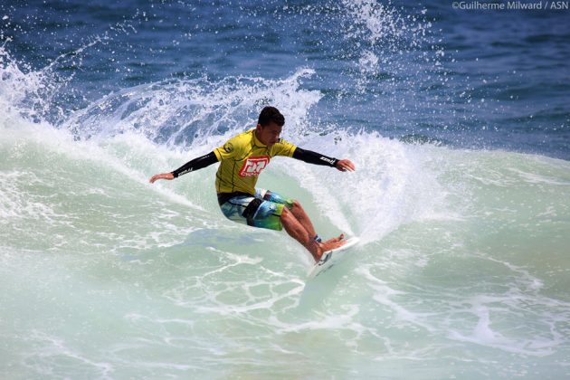 Bernardo-Ribeiro_2_foto_Guilherme-Milward Circuito ASN, canto do Costão, Itacoatiara. Foto: Site Quiksilver.com.