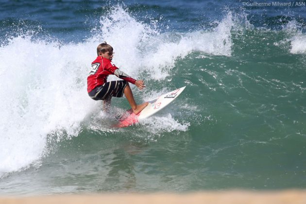 Diego-Templar_1_foto_Guilherme-Milward Circuito ASN, canto do Costão, Itacoatiara. Foto: Site Quiksilver.com.