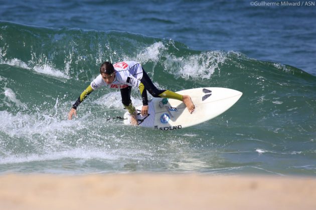 Gabriel-de-Souza_1_foto_Guilherme-Milward Circuito ASN, canto do Costão, Itacoatiara. Foto: Site Quiksilver.com.