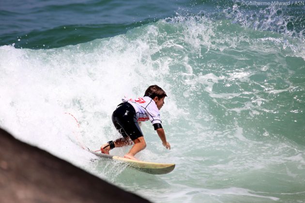 Rickson-Falcao_foto_Guilherme-Milward Circuito ASN, canto do Costão, Itacoatiara. Foto: Site Quiksilver.com.