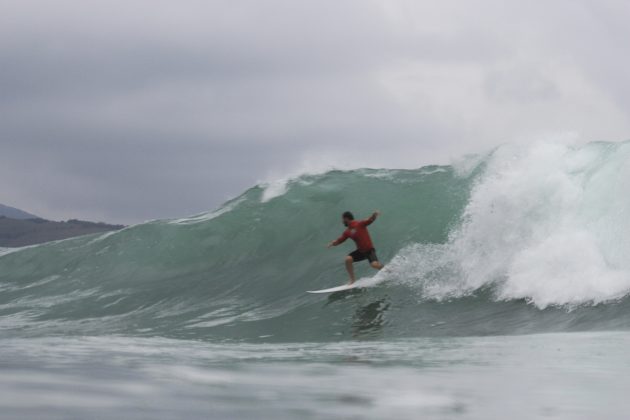 17º Circuito Universitário de Surf, Maresias. Foto: H2O Photography .