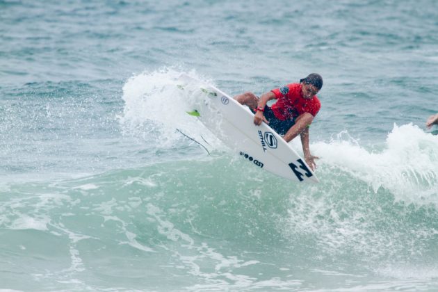 eduardo_motta12 Rip Curl Guarujaense, Praia do Tombo, Guarujá. Foto: Nancy Geringer.