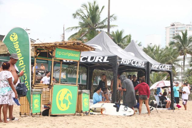 planet Rip Curl Guarujaense, Praia do Tombo, Guarujá. Foto: Nancy Geringer.