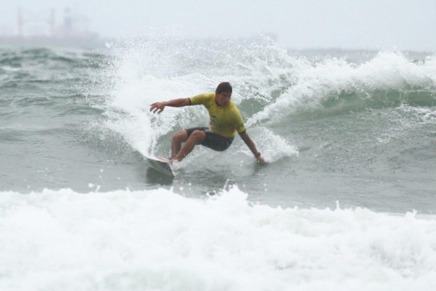 Thiago Camarão, Maresia Paulista de Surf Profissional 2015, Pitangueiras, Guarujá. Foto: João Carvalho.