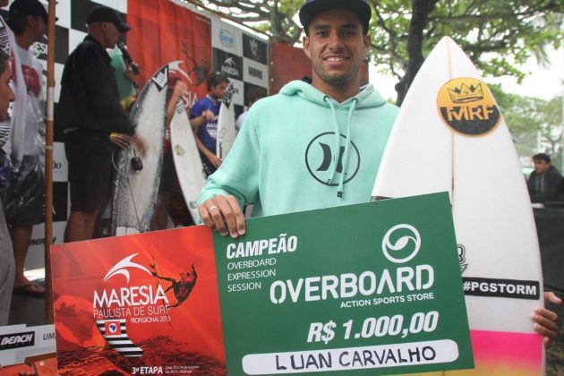 Luan Carvalho , Maresia Paulista de Surf Profissional 2015, Pitangueiras, Guarujá. Foto: João Carvalho.