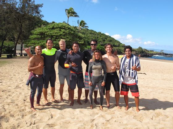 Treino com a galera da Billabong Jr Team Hawaii Ricardo Taveira ministra curso de Apneia no Brasil. Foto: Divulgação.