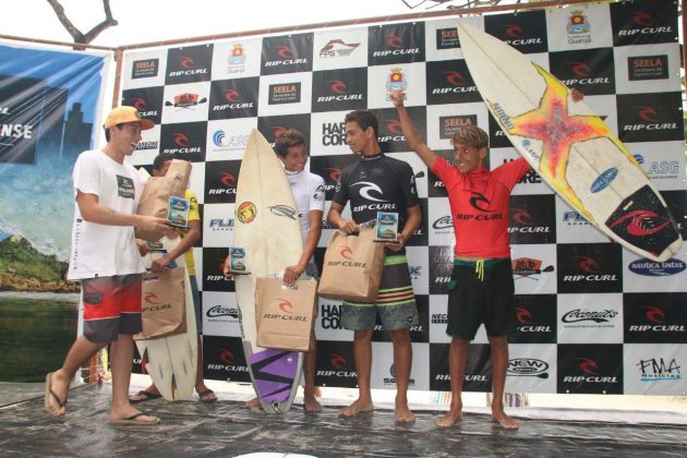 Rip Curl Guarujaense 2015, Pitangueiras, Guarujá (SP). Foto: Silvia Winik.