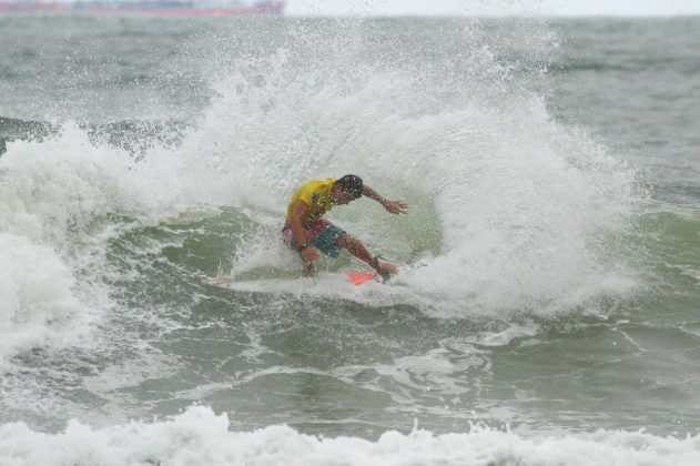 Gabriel André , Rip Curl Guarujaense 2015, Pitangueiras, Guarujá (SP). Foto: Silvia Winik.