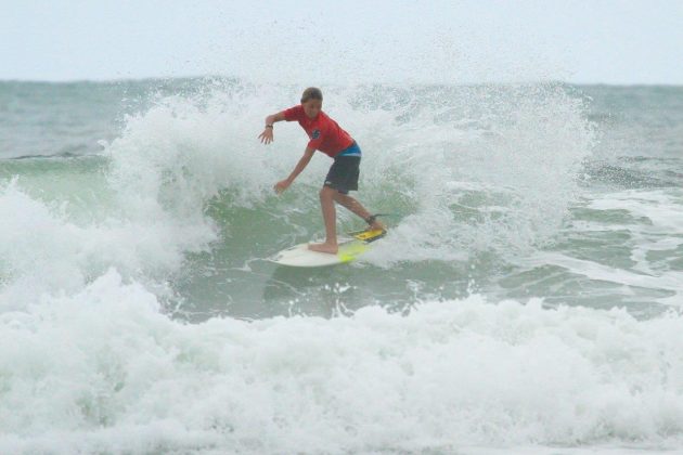 Gustavo Giovanardi , Rip Curl Guarujaense 2015, Pitangueiras, Guarujá (SP). Foto: Silvia Winik.