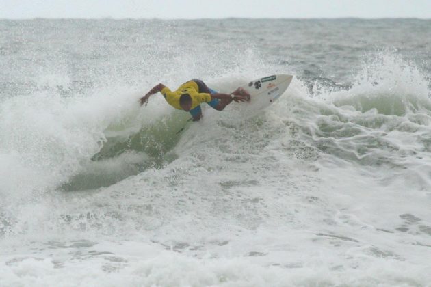 Jojó de Olivença , Rip Curl Guarujaense 2015, Pitangueiras, Guarujá (SP). Foto: Silvia Winik.