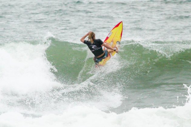 Nathan Kawani , Rip Curl Guarujaense 2015, Pitangueiras, Guarujá (SP). Foto: Silvia Winik.