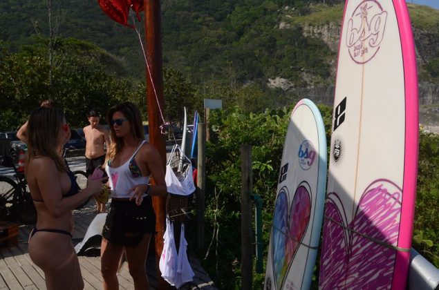 Tag Team Brasil Surf Girls agita a Prainha, no Rio de Janeiro. Confira as fotos. Foto: Fred Rozario.