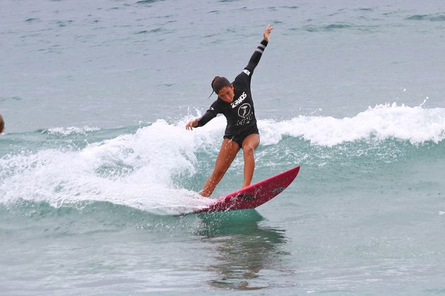 Carol Bonelli Circuito Oakley WQSurf Sub 14 Estadual de Surf 2015, Canto do Recreio (RJ). Foto: Patrícia Lelot.