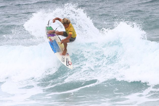 Daniel Templar Circuito Oakley WQSurf Sub 14 Estadual de Surf 2015, Canto do Recreio (RJ). Foto: Patrícia Lelot.