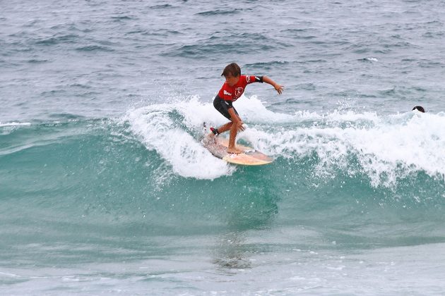 Rickson Falcão Circuito Oakley WQSurf Sub 14 Estadual de Surf 2015, Canto do Recreio (RJ). Foto: Patrícia Lelot.