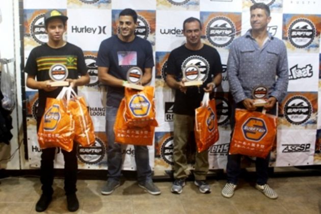 Finalistas SUP Festa coroa campeões da temporada do Surf Trip SP Contest. . Foto: Divulgação.