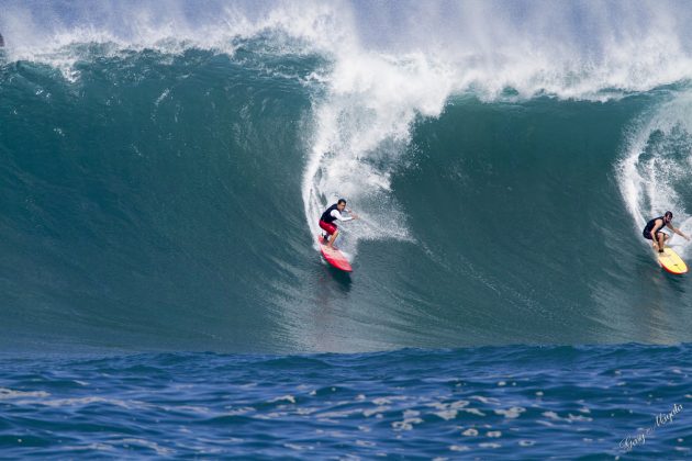 Tracy Yamato Waimea Bay, Hawaii. Foto: Gary Miyata.