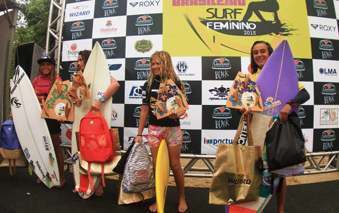 Pódio Sub-12 Brasileiro Feminino 2015, Itamambuca, Ubatuba (SP). Foto: Aleko Stergiou.