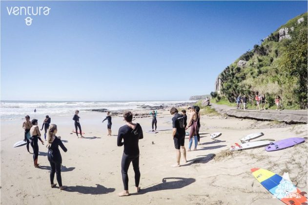 Aquecimento Tisurf Treinamento Integrado na Prainha Segunda edição barca do Tupi, Torres. Foto: Bastian Barnbeck.