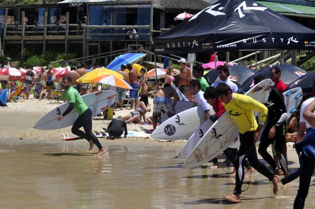 Largada Confronto Etapa Sul Test Ride Rusty Surfboards, praia do Rosa, Santa Catarina. Foto: Caio Guedes.