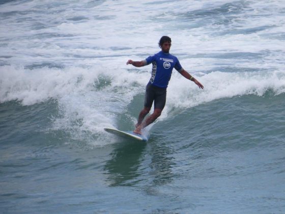 Augusto Olinto. Macumba Longboard Classic. Foto: Paulo Durão.