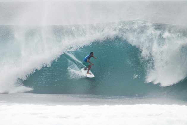 Evan Valiere , Billabong Pipe Invitational 2015, Pipeline, Hawaii. Foto: Vinicius Ferreira.