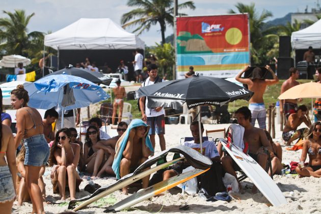 Puc Surf, Barra da Tijuca, RJ. Foto: Miguel Soares.