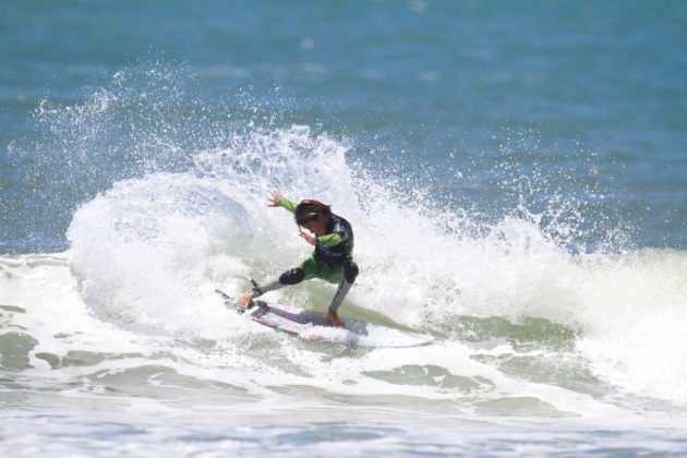 Daniel Adisaka, Rip Curl Grom Search 2016, Praia da Ferrugem, Garopaba (SC). Foto: Basílio Ruy.