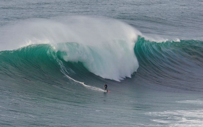 Thiago Jacaré, Nazaré, Portugal.  Foto Yuriko David . Foto: Divulgação.