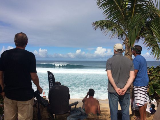 Pipeline perfeito durante o Volcom Pipe Pro 2016, Havaí. Foto: Arquivo pessoal Fábio Gouveia.