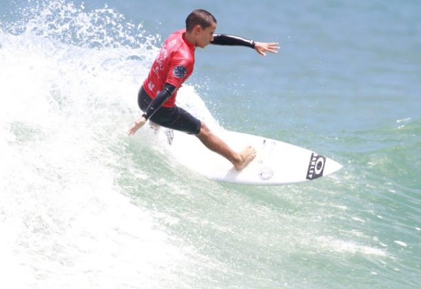 Matheus Sena, Rip Curl Grom Search 2016, Praia de Itaúna, Saquarema (RJ). Foto: Basílio Ruy.