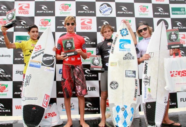 Pódio Mirim, Rip Curl Grom Search 2016, Praia de Itaúna, Saquarema (RJ). Foto: Basílio Ruy.