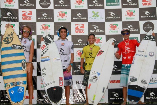 Campeões do circuito, Rip Curl Grom Search 2016, praia de Maresias, São Sebastião (SP). Foto: Gerson Kaestner.