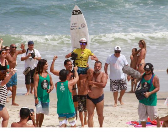 Mateus Sena, Rip Curl Grom Search 2016, praia de Maresias, São Sebastião (SP). Foto: Gerson Kaestner.